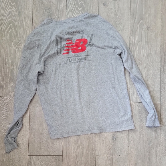 Hershel/New Balance Longsleeve - Picture 2 of 3